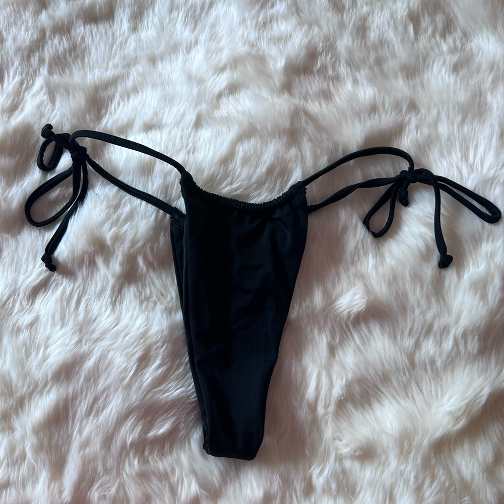 NWOT Urban Outfitters Black Tie-Side Bikini Thong Bottom